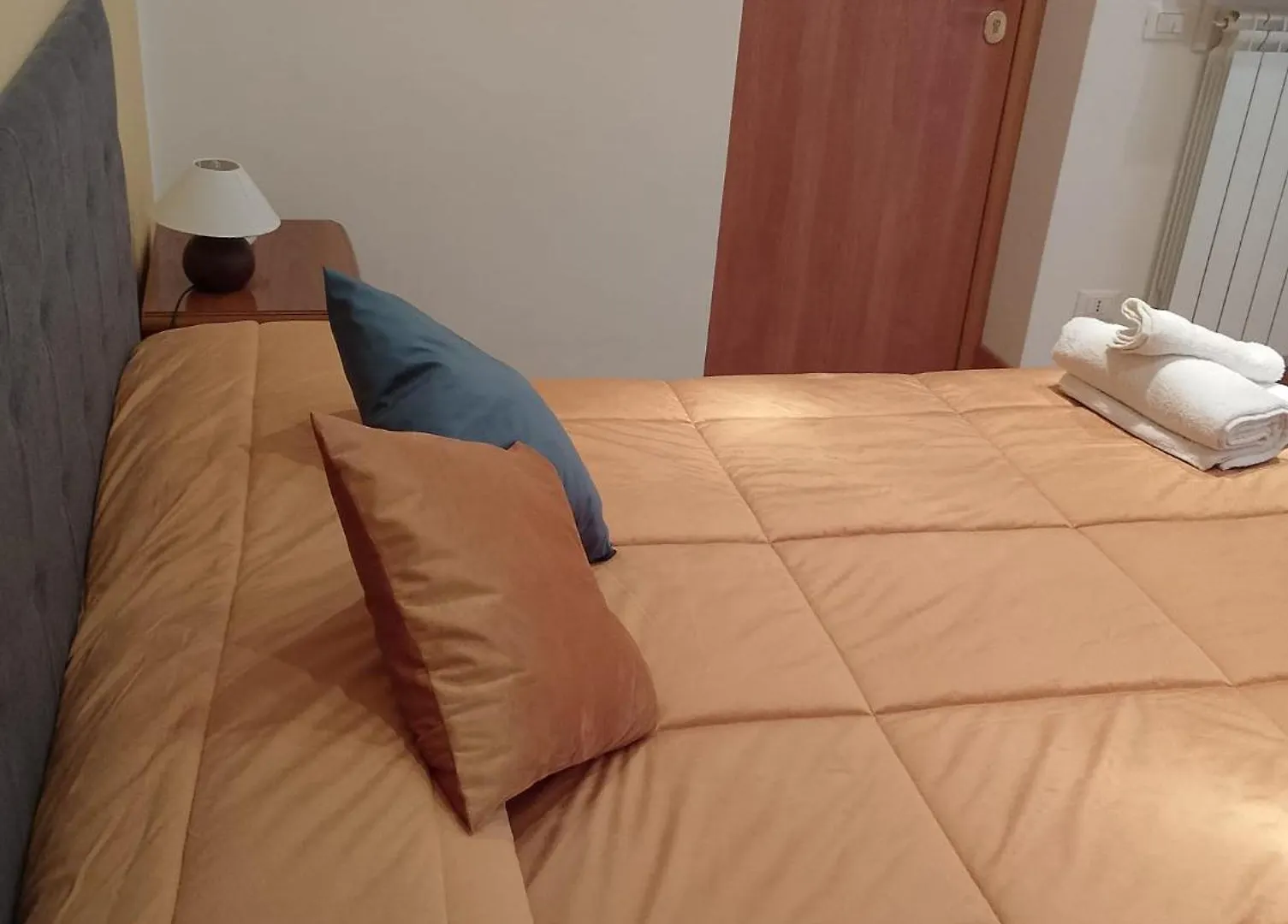 Apartment Plumeria - Vacanze In Centro A Palermo