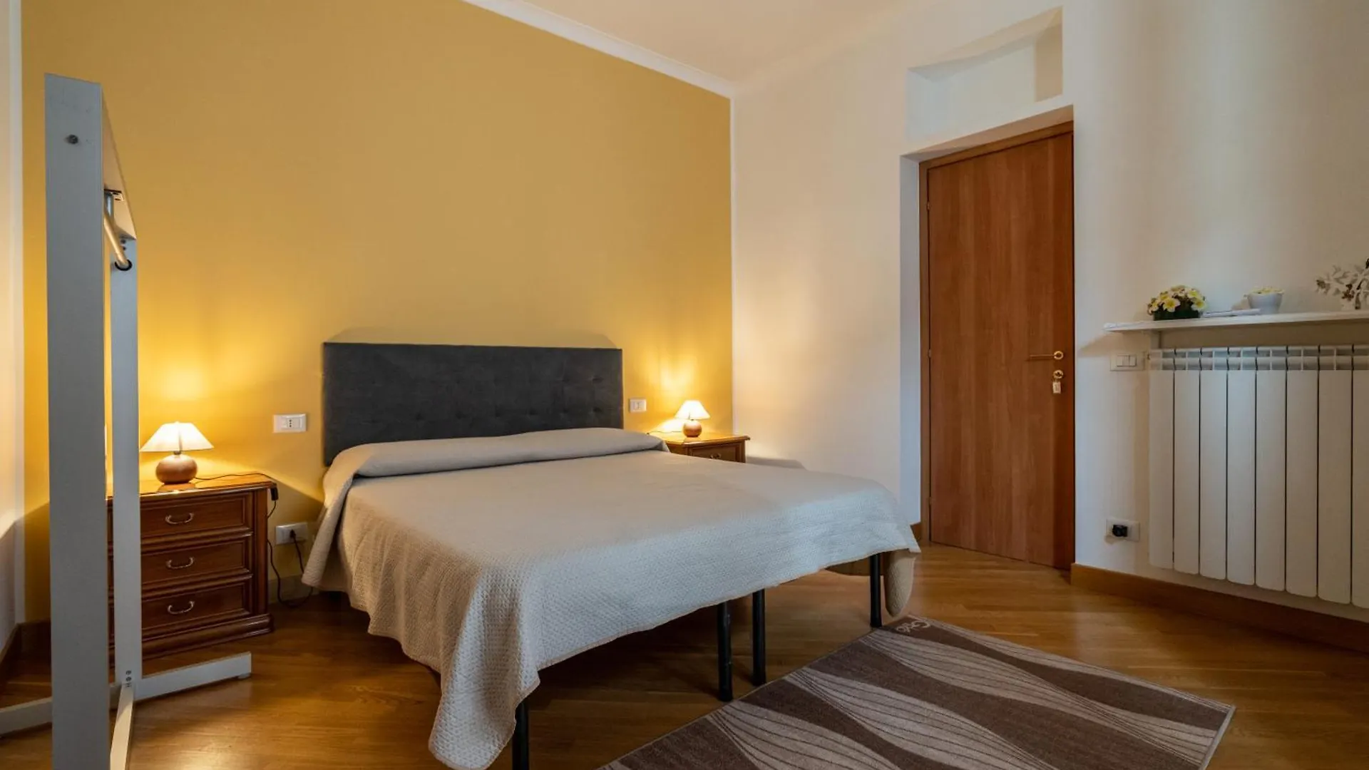 Apartment Plumeria - Vacanze In Centro A Palermo