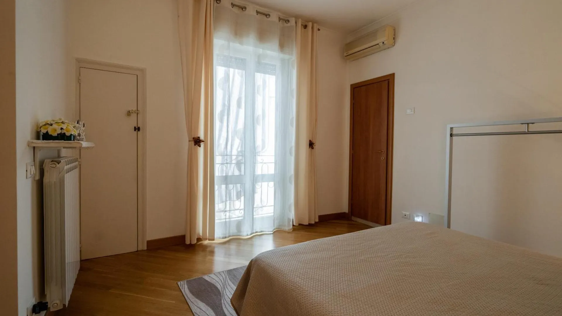 Plumeria - Vacanze In Centro A باليرمو