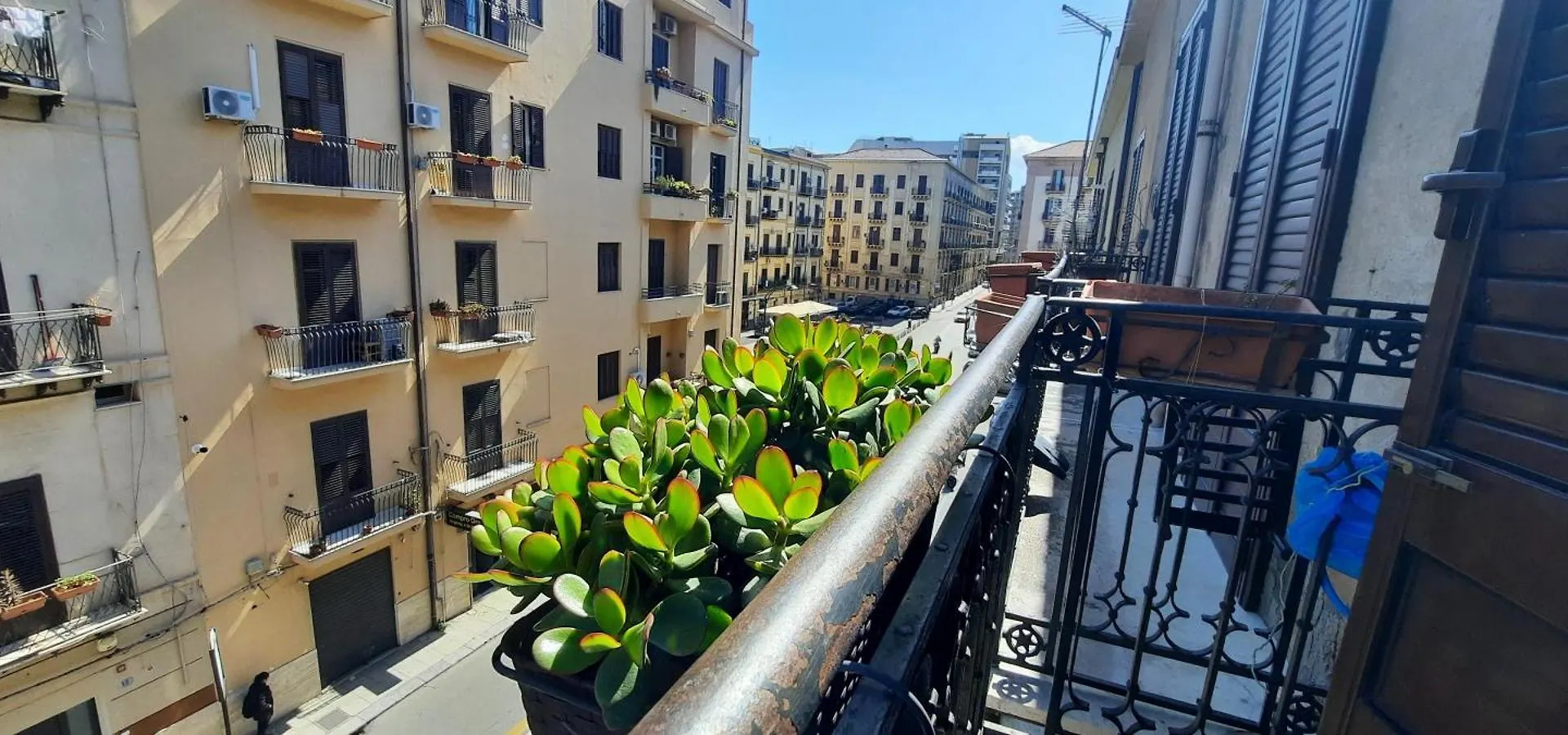 Apartment Plumeria - Vacanze In Centro A Palermo
